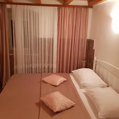 Апартаменты Minerva - One Bedroom A1 *